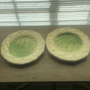 2 vintage Easter plate with bunnies 10.5” plates